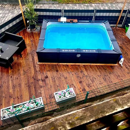 Modern Attic Apartment With Pool View Ac And Gym Hutschenhausen Zewnętrze zdjęcie